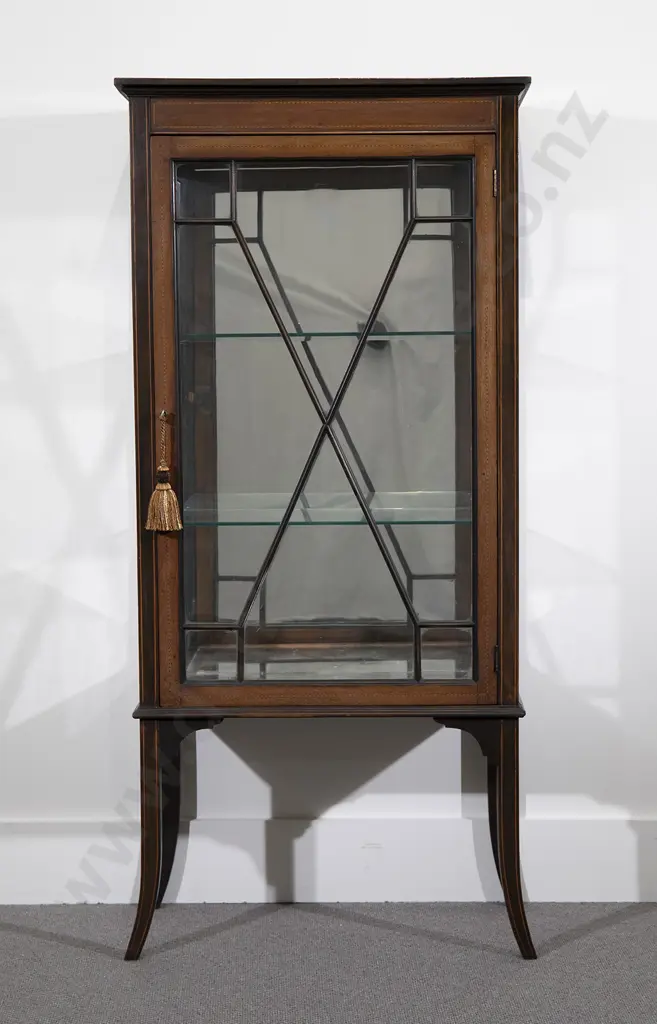 Edwardian Mahogany Sheraton Revival Display Cabinet Image 1++