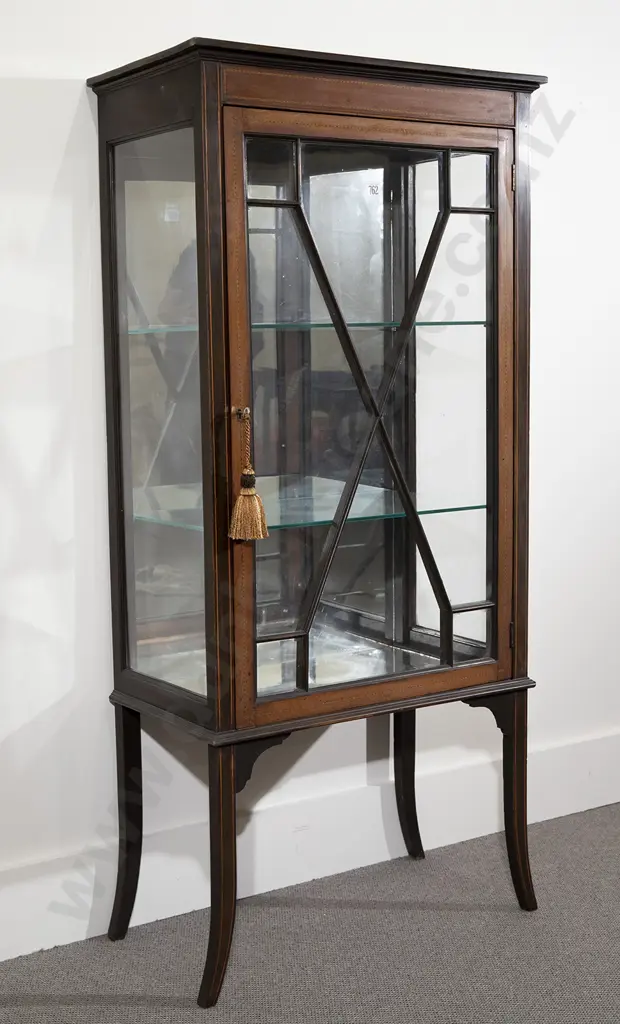 Edwardian Mahogany Sheraton Revival Display Cabinet Image 1++