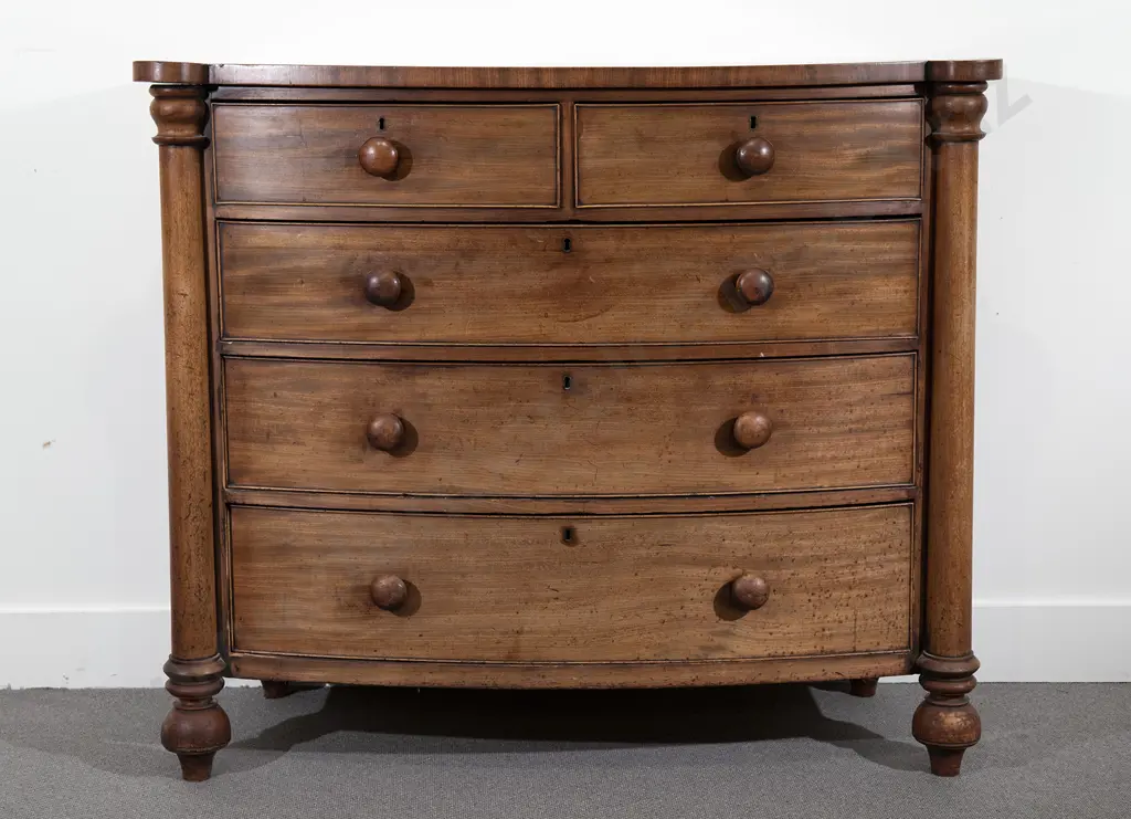 Victorian Mahogany Bow Front Chest Of Drawers Image 1++
