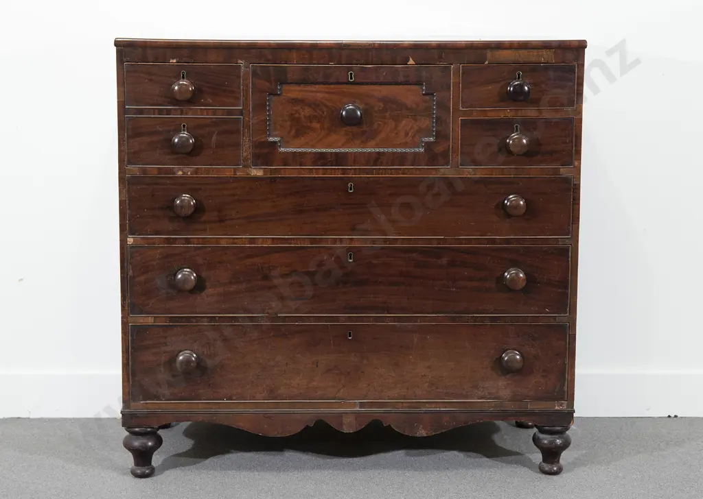 WM IV Mahogany Scotch Chest Image 1++