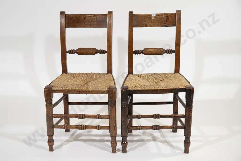 Pair Geo III Oak & Elm Country Kitchen Chairs Image 1++