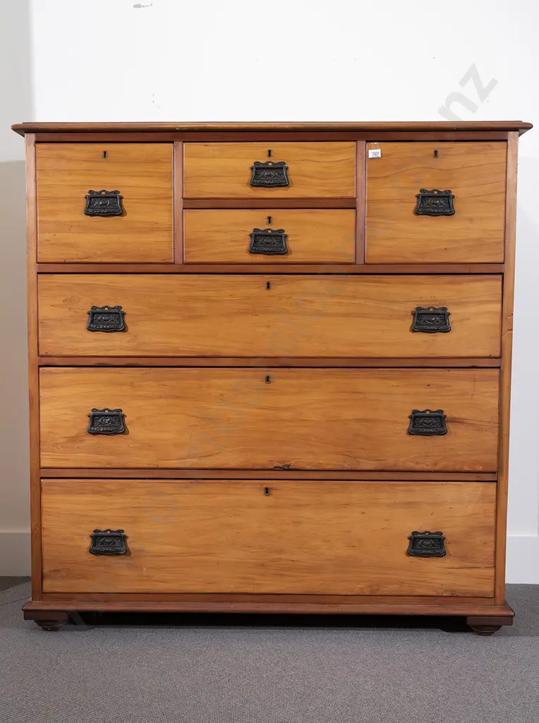 Late C19th NZ Colonial Kauri Scotch Chest Image 1++