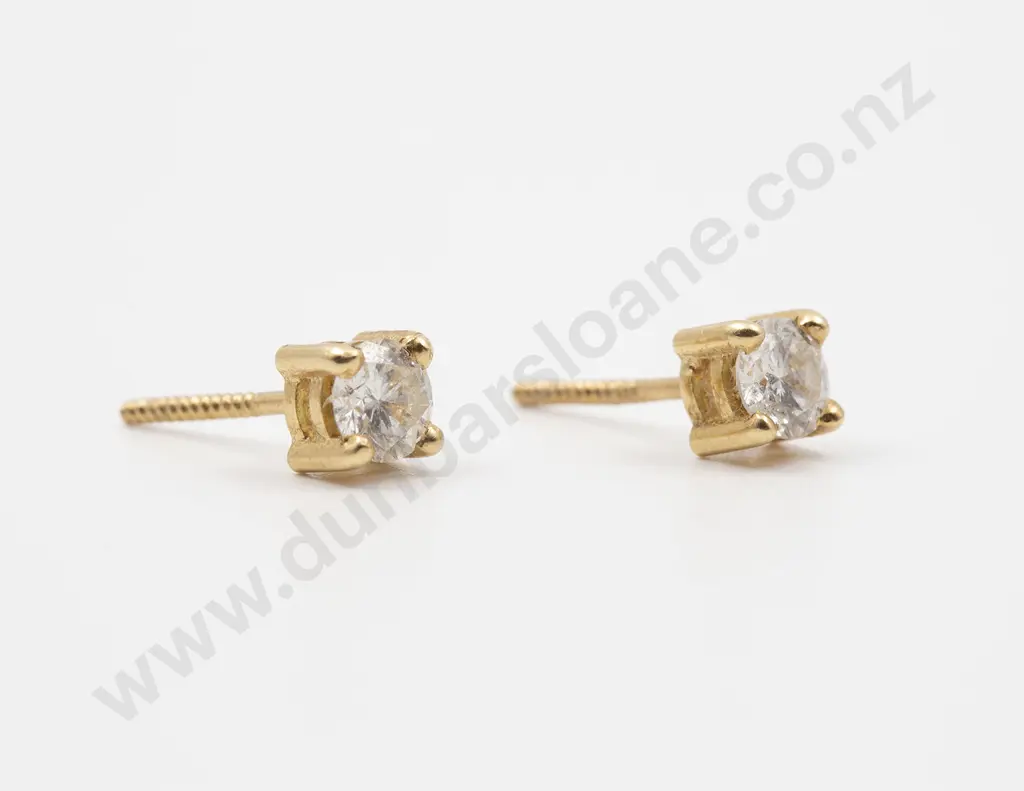 Pair 18ct Single Diamond Stud Earrings Image 1++