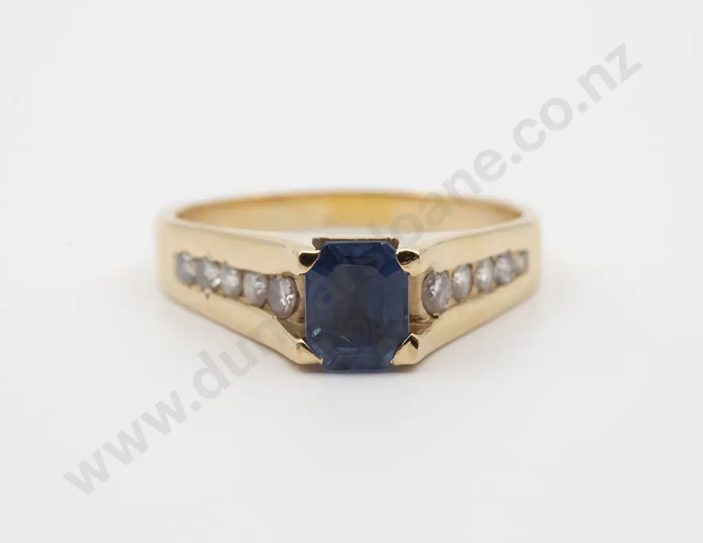 14ct Single Sapphire and Diamond Ring Image 1++