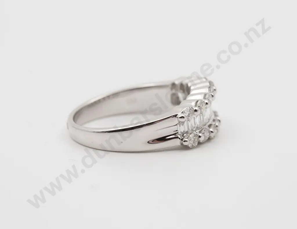 18ct White Gold 30stone Diamond Modern Bridge Ring Image 1++