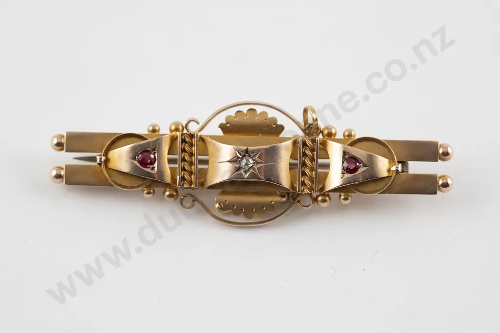 Edwardian 9ct Double Bar Brooch Image 1++