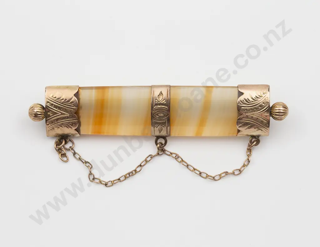 Victorian 9ct Mounted Carnelian Bar Brooch Image 1++