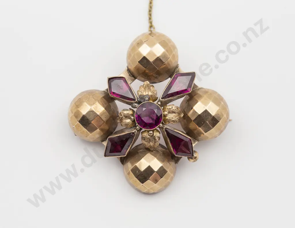 Arts and Crafts Design 9ct Rhodolite Garnet Brooch Image 1++