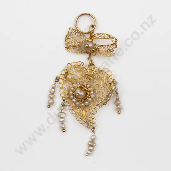 Edwardian 14ct Fine Filigree Heart Pendant
