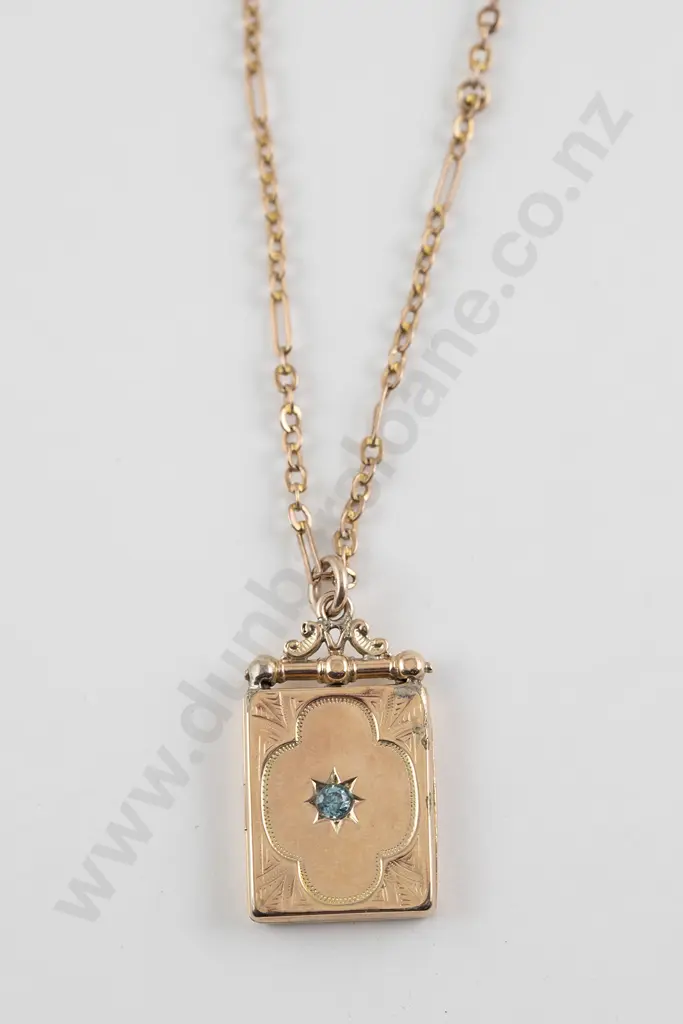 Edwardian 9ct Photo Locket Image 1++