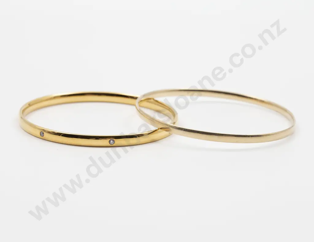 9ct Plain Bangle Image 1++
