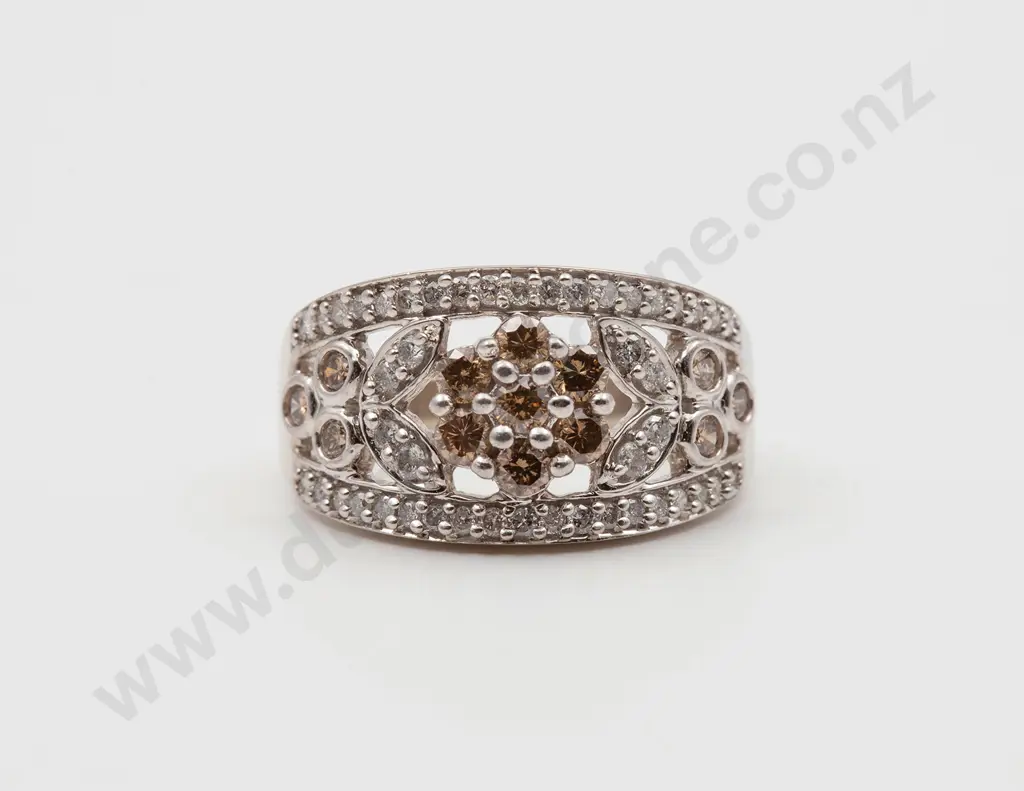 14ct White Gold 51stone Diamond Fancy Band Ring Image 1++