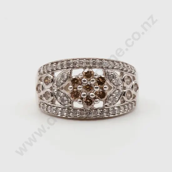 14ct White Gold 51stone Diamond Fancy Band Ring