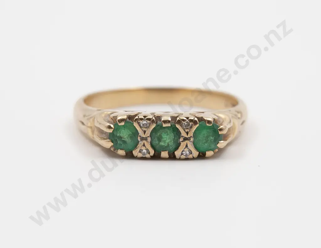 9ct Three Stone Emerald Bridge Ring Image 1++