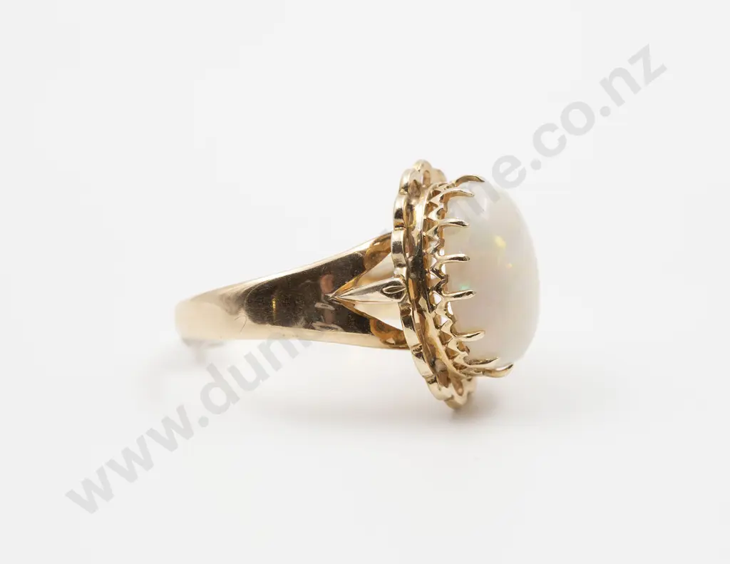 9ct Single Milk Opal Ring Image 1++