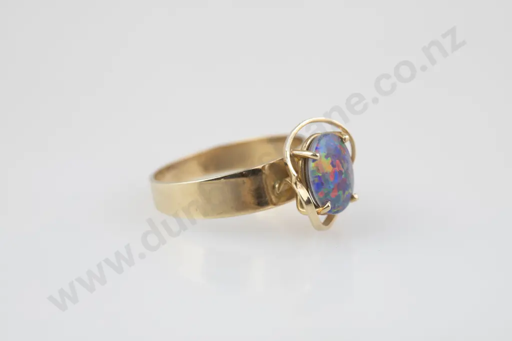 9ct Single Opal Triplex Dress Ring Image 1++