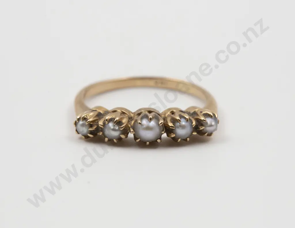 18ct Five Half Pearl Bridge RIng Image 1++