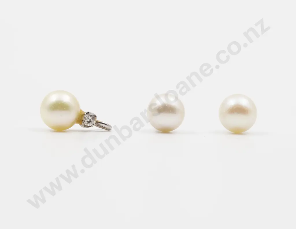 Pair 14ct White Gold Single Stud Pearl Earrings and Pendant Image 1++