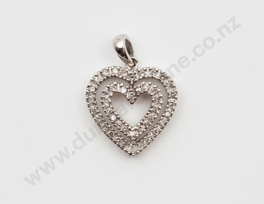 14ct 42stone Diamond Heart Pendant Image 1++