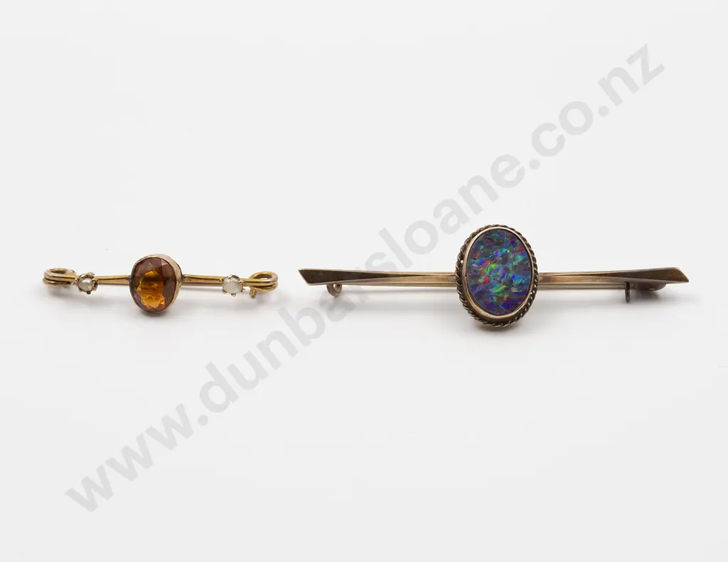 9ct Single Black Opal Bar Brooch Image 1++