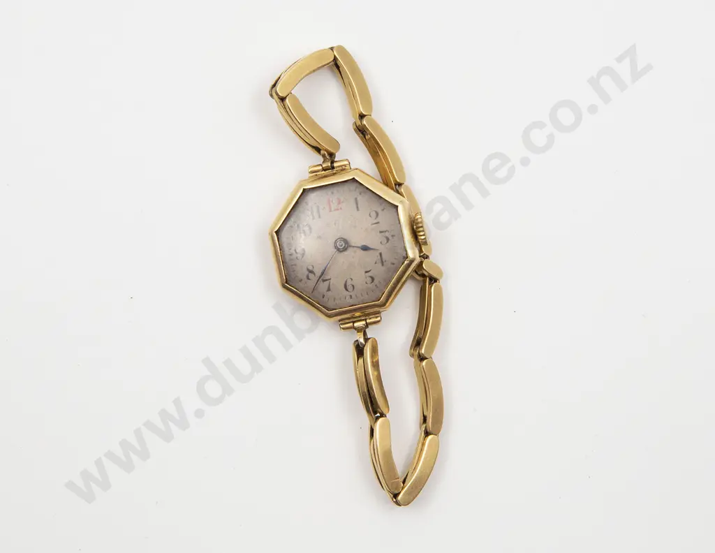 Vintage 18ct Cased Manual Wind Ladies Wrist Watch Image 1++