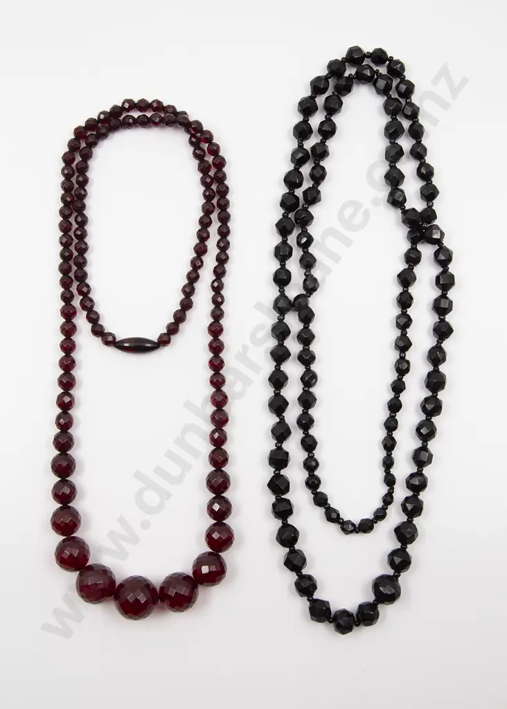 Edwardian Graduated Faceted Cherry Amber Bead Necklace Image 1++