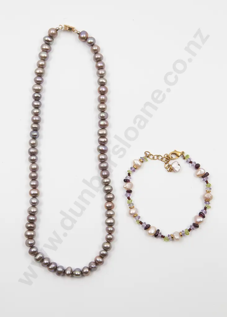 Fresh Water Pearl Necklace and Bracelet Image 1++
