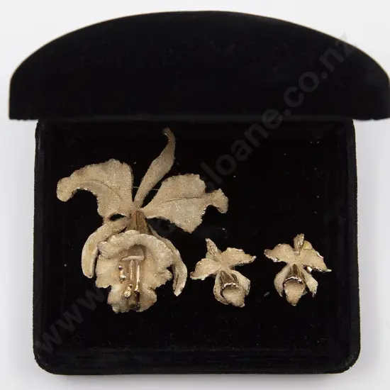 Vintage Orchid Brooch and Matching Earrings