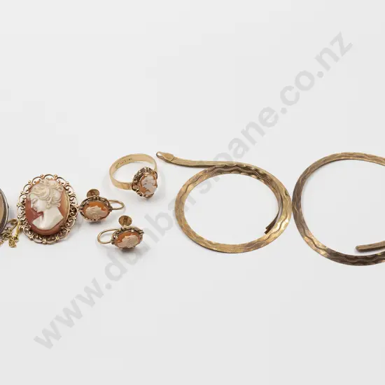 9ct Cameo Brooch