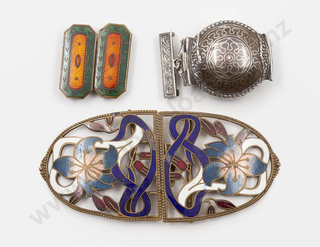 Art Deco Czechoslovakia Enamel Stylised Flower Buckle Image 1++