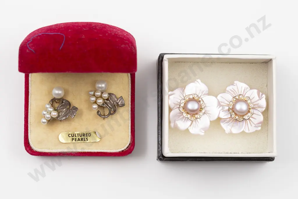 Two Pair Pearl Earrings and Shell Flower Earrings Image 1++