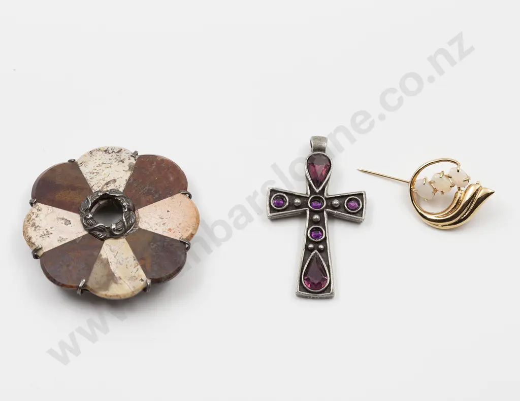 Victorian Scottish Pebble Brooch Image 1++