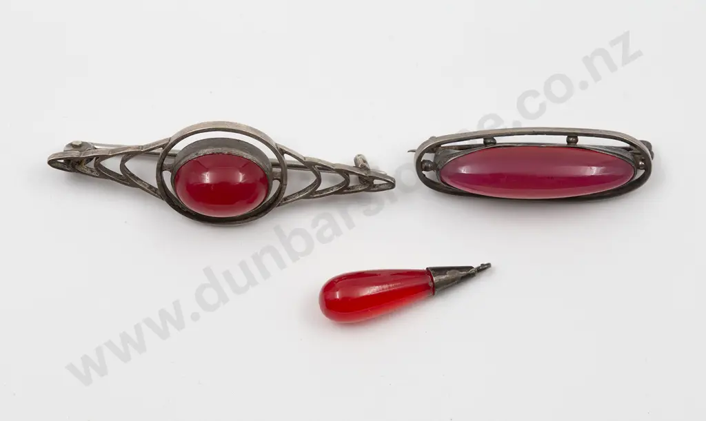 Two Art Nouveau Silver and Carnelian Brooches and Small Drop Pendant Image 1++