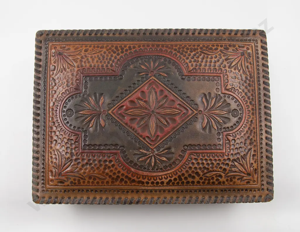 Made in Japan Kounoike Leather Jewel Box and Bead Necklaces Image 1++