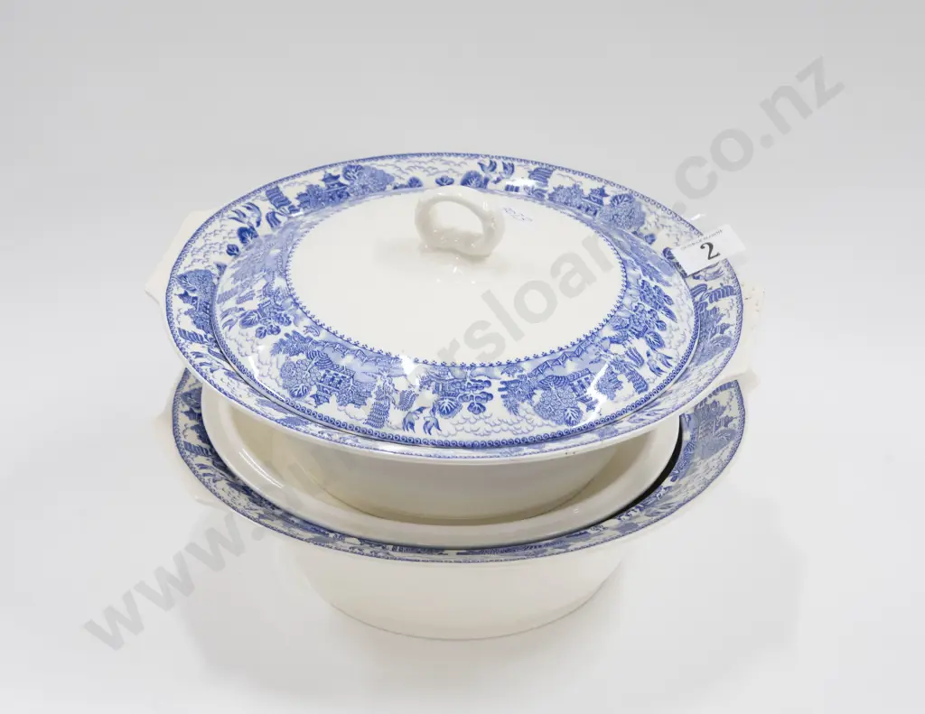 Qty of Blue and White Dinner China Image 1++