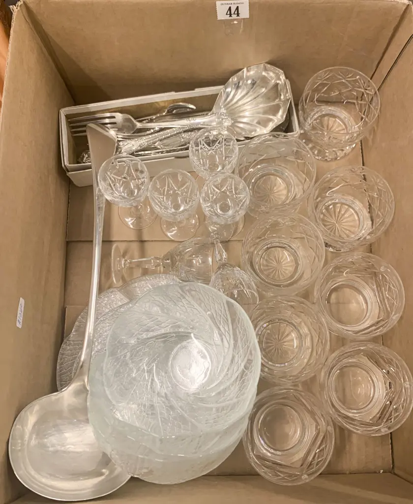 Qty of Crystal and Glass Ware Together With S/P Cutlery Image 1++