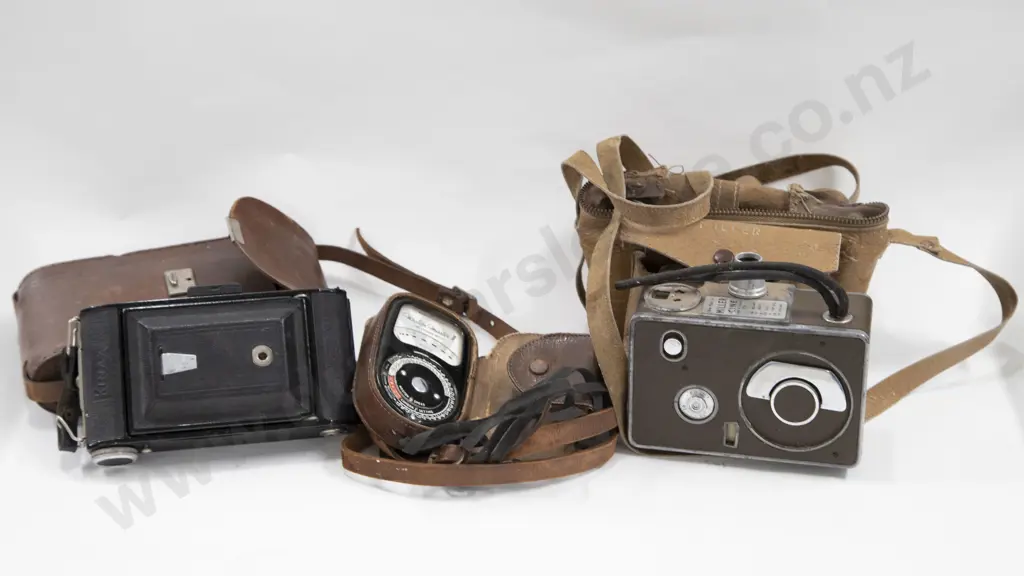 2 Vintage Cameras Together With Cased Exposure Meter Image 1++
