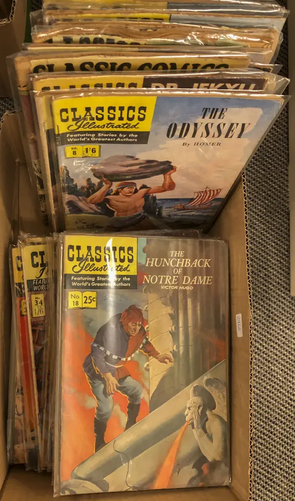 Qty of Classics Illustrated Comics Assorted Volumes Between 1-50 Image 1++