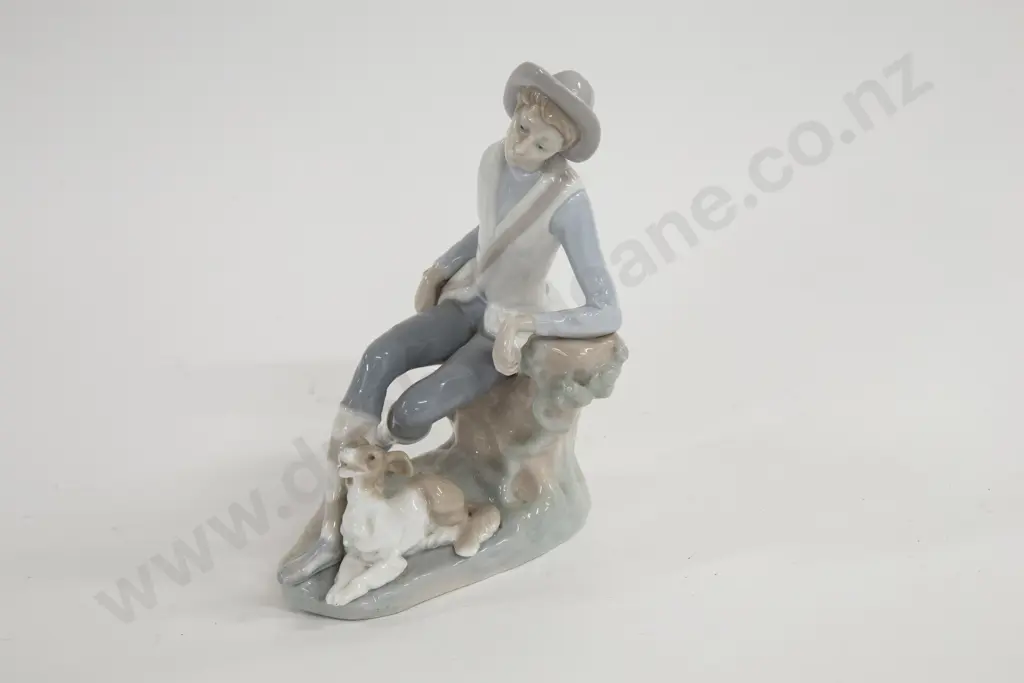 Lladro Figure Group of Lady With Dog Image 1++