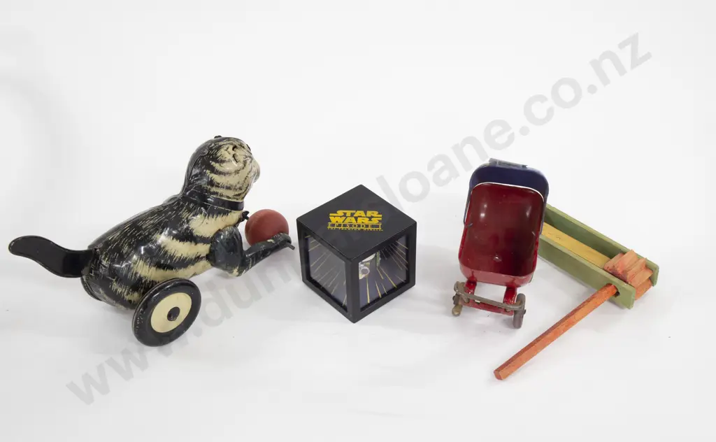 Small Qty of Vintage Toys Image 1++