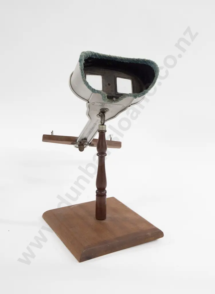 View Master on Stand (AF) Image 1++
