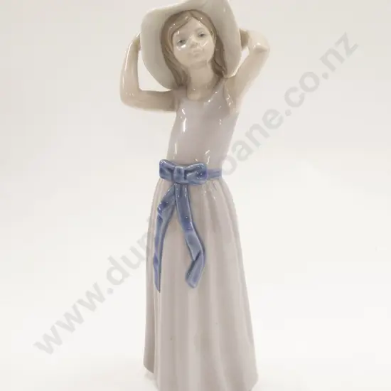 Lladro Figure of Girl