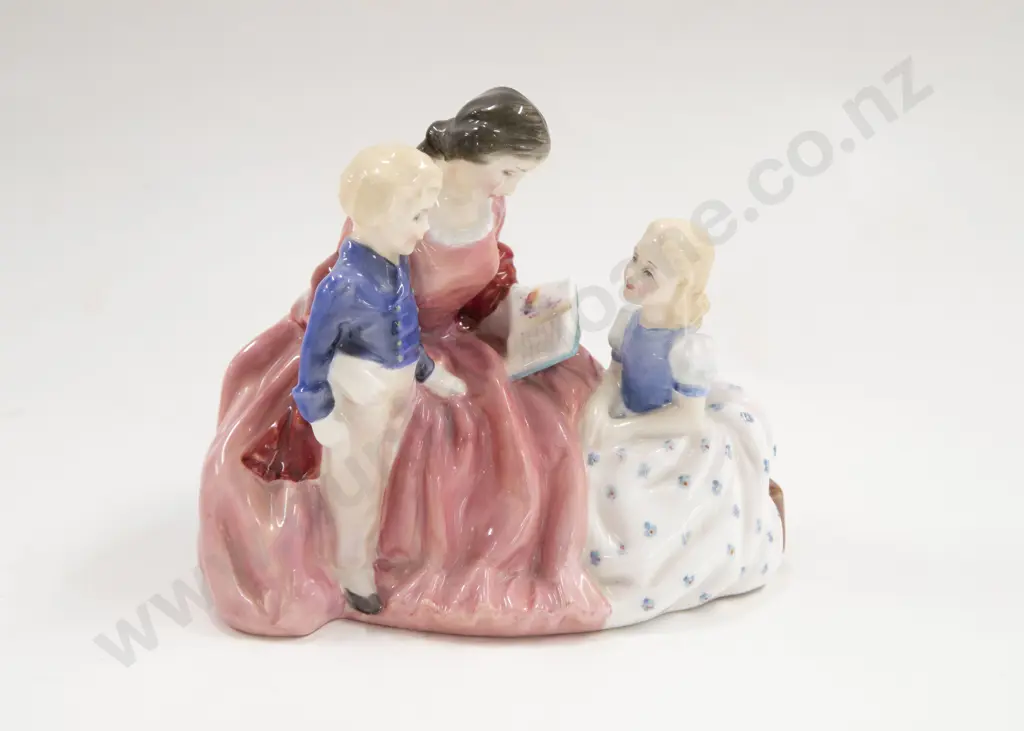 RD Figure Group "Bedtime Story" Image 1++