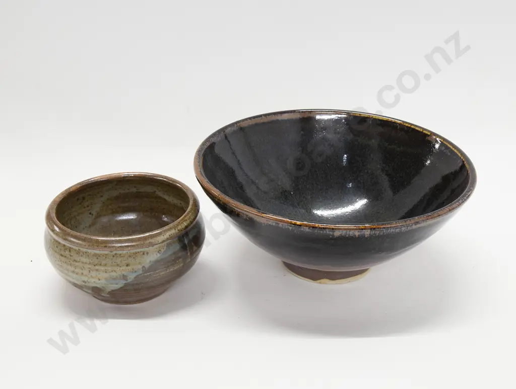 Peter Stichbury Stoneware Bowl Image 1++