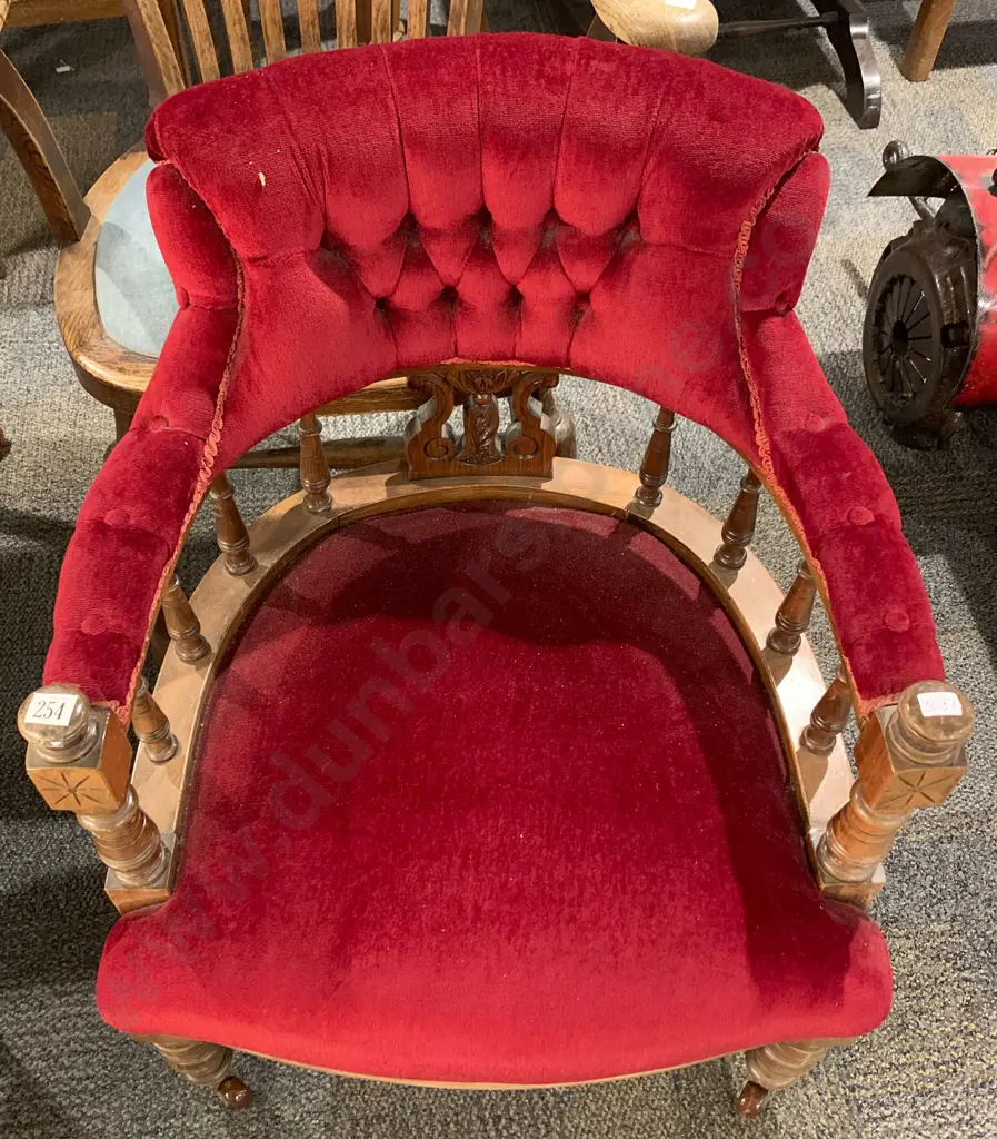 Victorian tub chair Image 1++