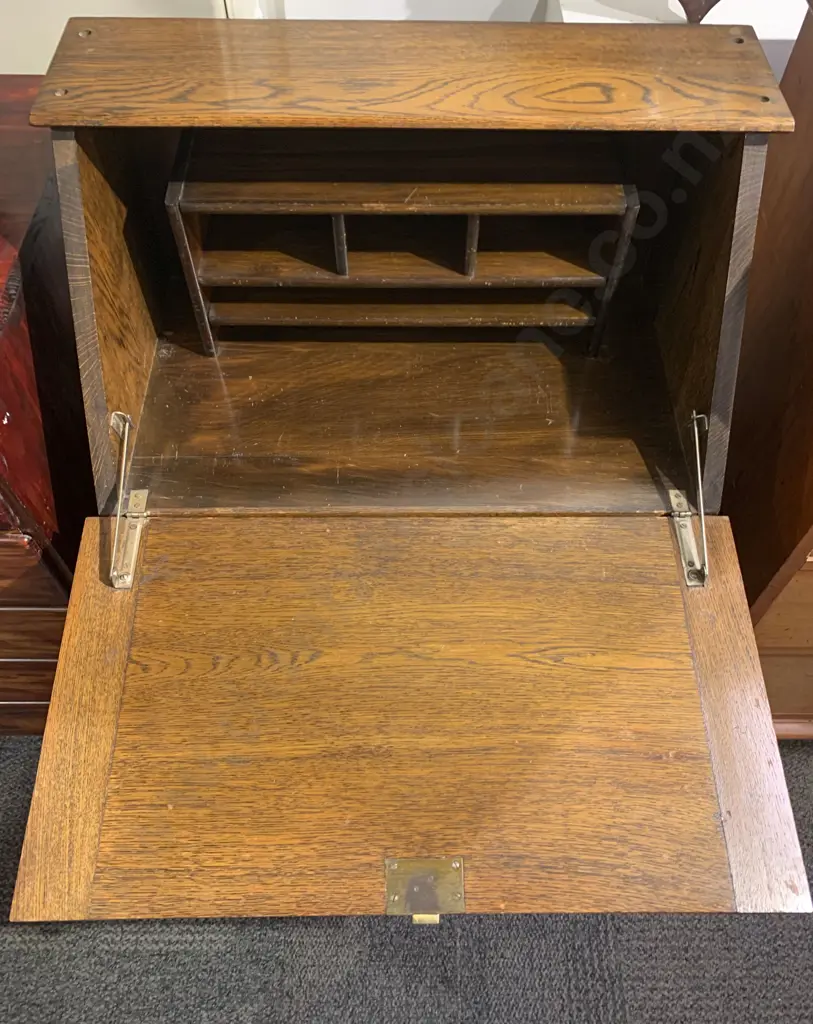 Oak Writing Bureau Image 1++