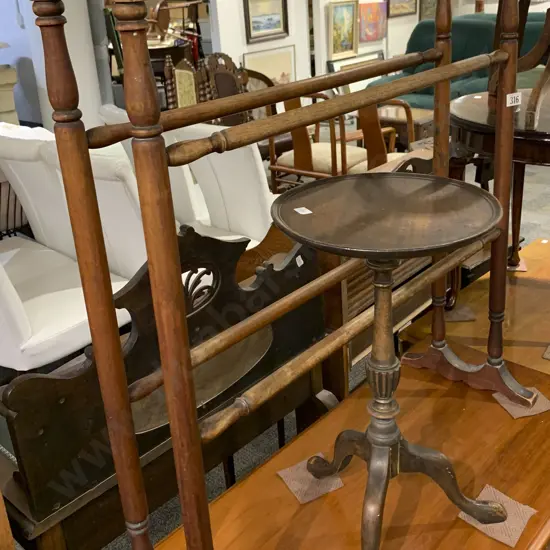 Tripod Base Wine Table Together With Towel Rack