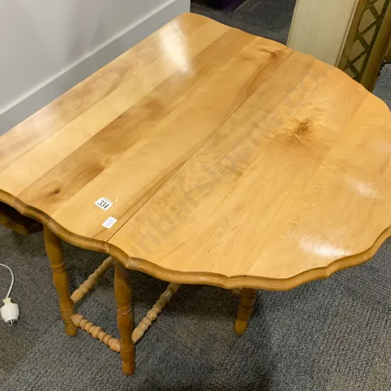 Drop Leaf Gate Legged Occasional Table