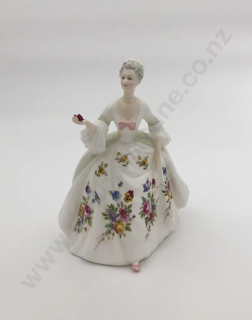 RD Figure "Diana" HN 2468 Image 1++