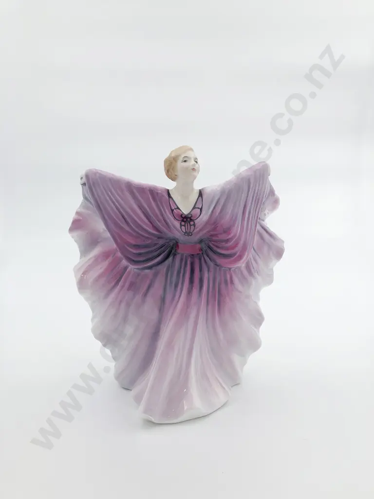 RD Figure "Isadora" HN 2938 Image 1++